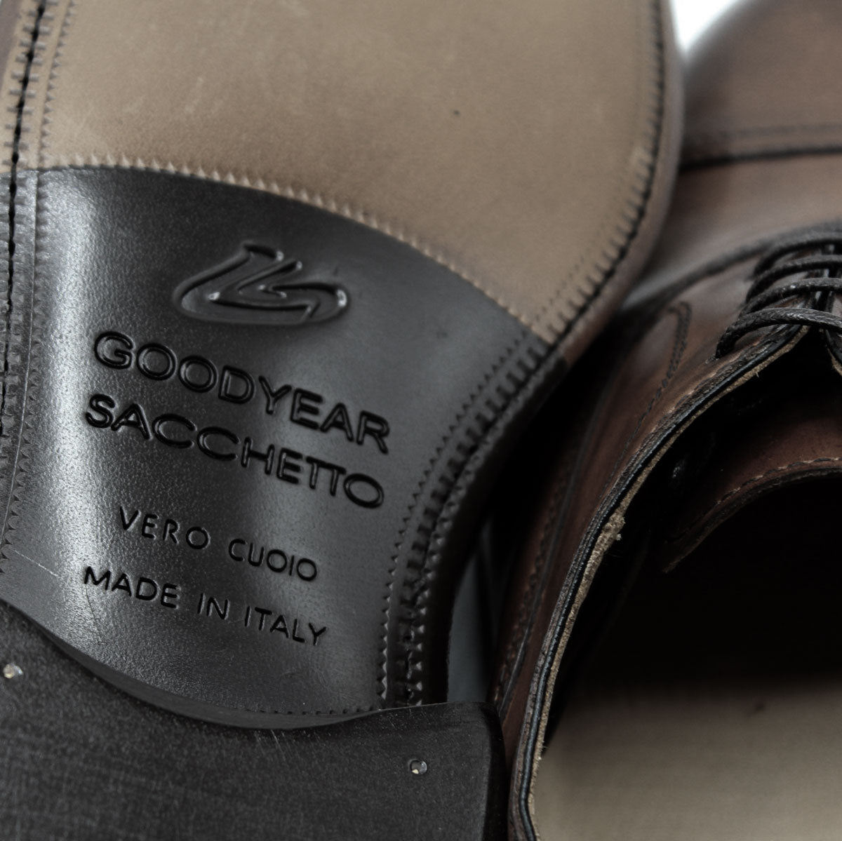 Perché scegliere scarpe Made in Italy artigianali ?!