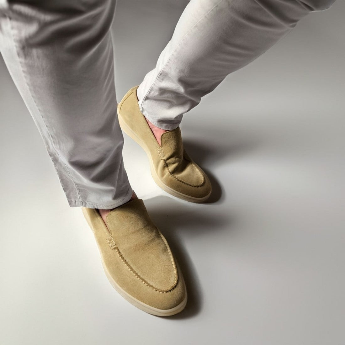 Capri Suede Beige