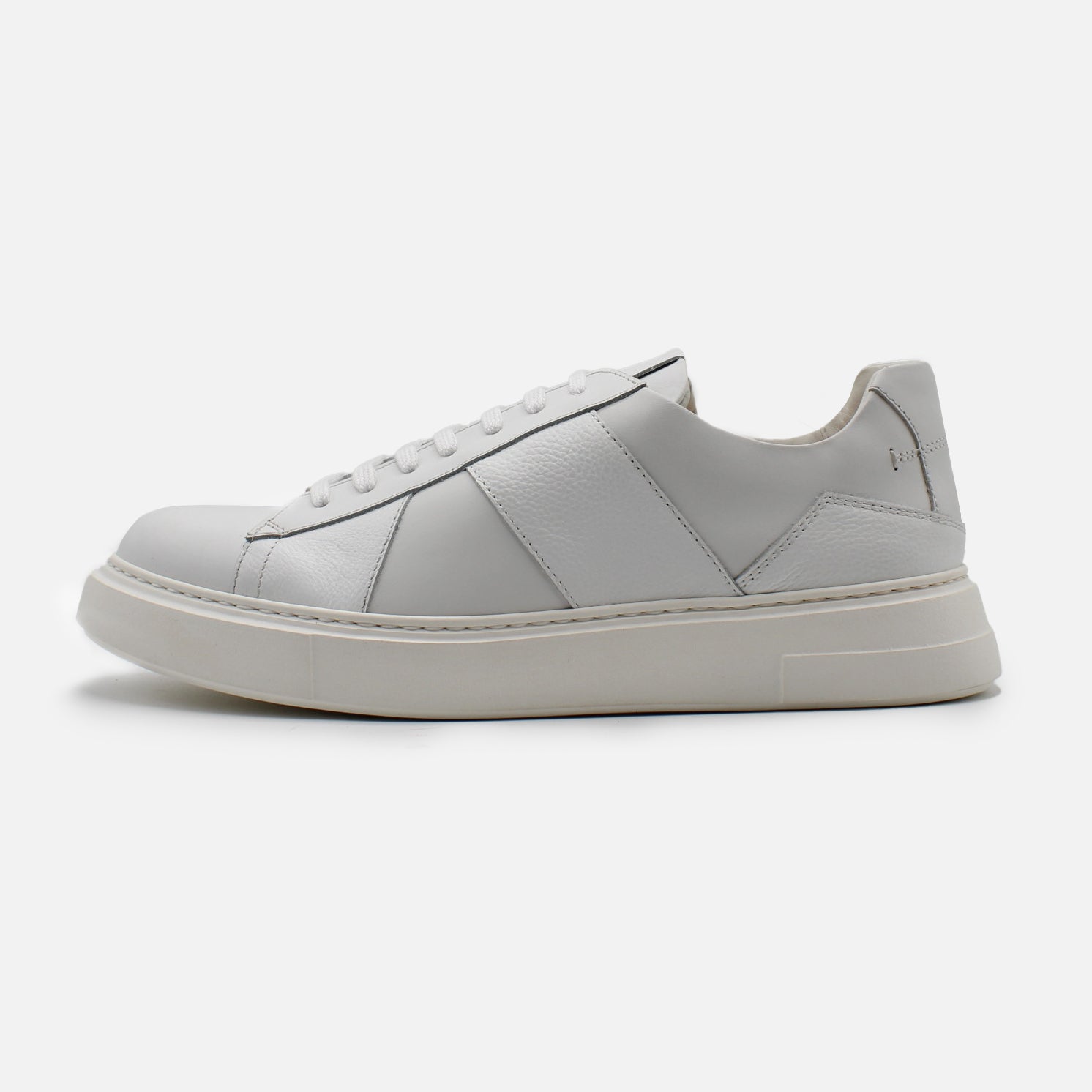 Pesaro Calfiskin White